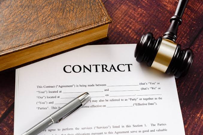 Contract Lawyer in Charlotte